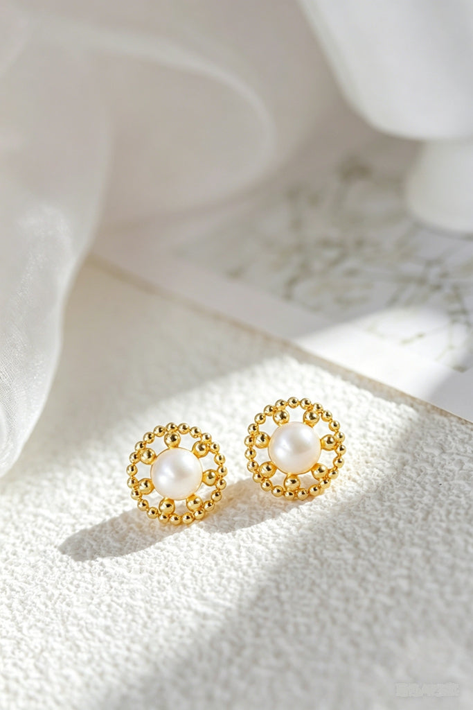 925 Sterling Silver Earring Inlaid Natural Freshwater Pearl 18K Gold Plated Earrings Designed for the modern woman Jewelry Gift