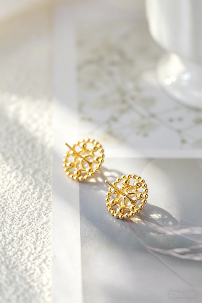 925 Sterling Silver Earring Inlaid Natural Freshwater Pearl 18K Gold Plated Earrings Designed for the modern woman Jewelry Gift